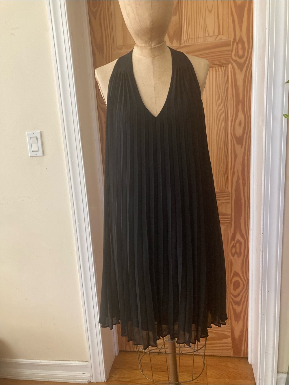 Banana Republic Black Pleated Halter Dress, size M